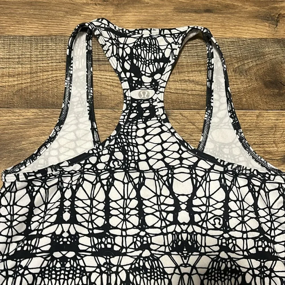 Lululemon Cool Racerback size 2